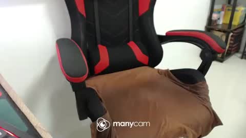 Snapshot of xxmonsterbigcockxx chatting on February 14, 2026, 3:25 am Kaycee online show from February 14, 2026, 3:25 am