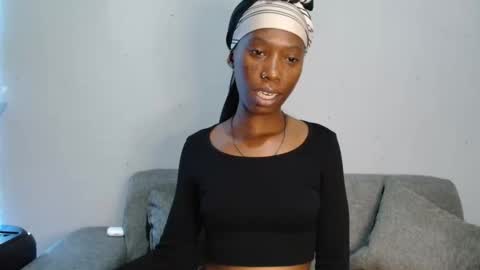 Snapshot of xxsexytalia28 chatting on October 15, 2025, 4:18 pm xxsexytalia28 online show from October 15, 2025, 4:18 pm