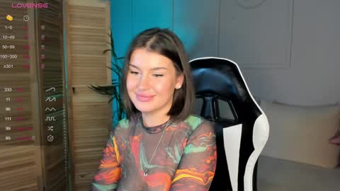 Snapshot of xxviktoryqueenxx chatting on December 6, 2024, 4:03 am Vi online show from December 6, 2024, 4:03 am