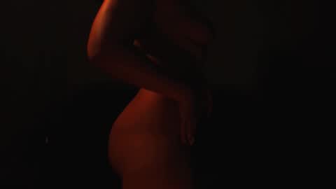 Snapshot of xxviktoryqueenxx chatting on October 3, 2025, 5:21 pm Vi online show from October 3, 2025, 5:21 pm