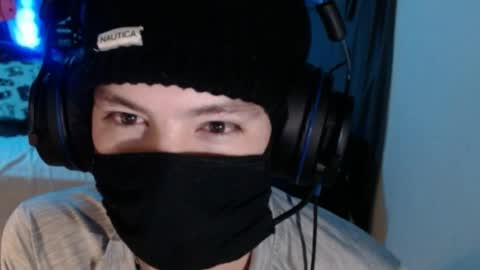 Snapshot of xxwhitefoxx chatting on June 20, 2026, 6:05 am David Fox online show from June 20, 2026, 6:05 am