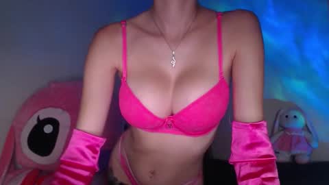 Snapshot of xxx_barbie_ chatting on November 2, 2025, 9:28 pm Kath online show from November 2, 2025, 9:28 pm