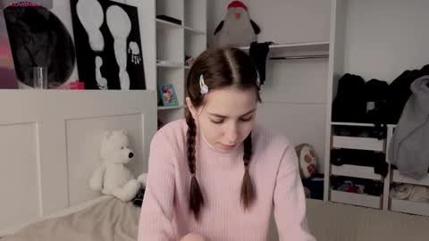 Eva online show from February 3, 2026, 6:22 am