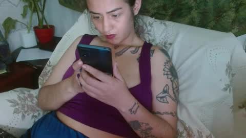   LILI  online show from January 4, 2025, 11:38 pm