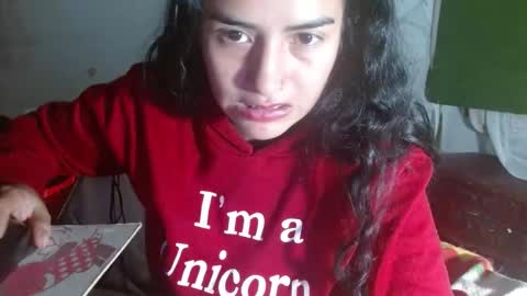   LILI  online show from March 10, 2025, 11:38 pm