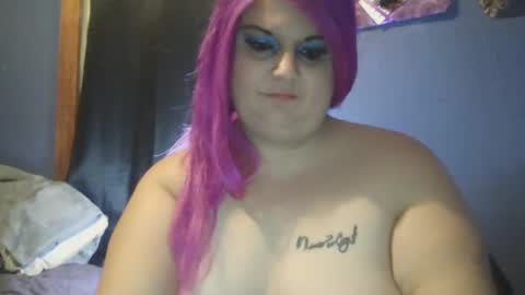 AlexisDiamondxxx online show from December 4, 2024, 7:06 am