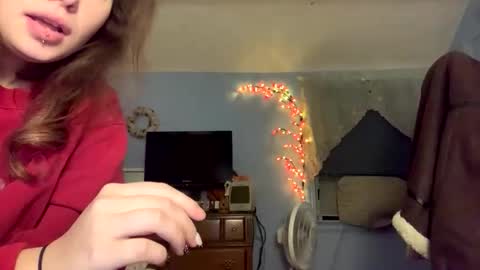 Snapshot of xxxangelcakes chatting on November 26, 2025, 8:15 am xxxangelcakes online show from November 26, 2025, 8:15 am