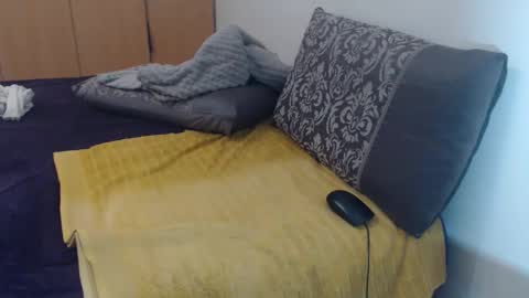 Ayanda online show from October 21, 2025, 6:19 pm