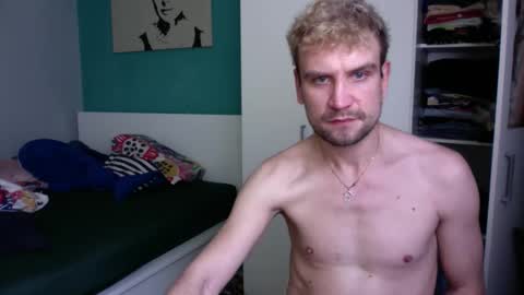 Snapshot of xxxd5 chatting on May 1, 2026, 9:47 am Jacob online show from May 1, 2026, 9:47 am