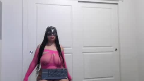 Snapshot of xxxenmascaradosxxx chatting on October 20, 2025, 6:03 am Parejahot69 online show from October 20, 2025, 6:03 am