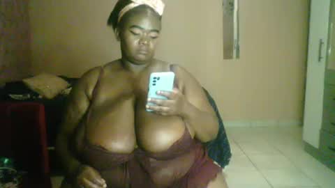 xxxgiantboobs online show from January 9, 2025, 11:24 pm