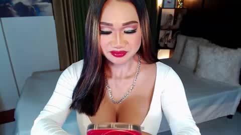 Snapshot of xxxgiganticoliviacummerxxx chatting on February 10, 2025, 6:56 pm OLIVIA online show from February 10, 2025, 6:56 pm