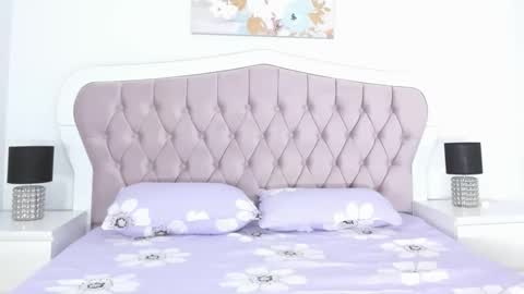 Elvira online show from March 28, 2026, 5:07 am