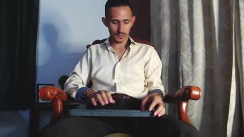 Snapshot of xxxhome_alonexxx chatting on January 6, 2025, 7:56 pm Kev online show from January 6, 2025, 7:56 pm