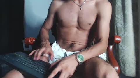 Snapshot of xxxhome_alonexxx chatting on January 9, 2025, 2:11 am Kev online show from January 9, 2025, 2:11 am