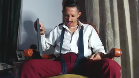 Snapshot of xxxhome_alonexxx chatting on February 2, 2025, 7:25 pm Kev online show from February 2, 2025, 7:25 pm