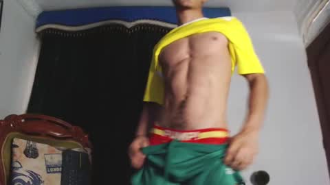 Snapshot of xxxhome_alonexxx chatting on February 20, 2025, 8:03 pm Kev online show from February 20, 2025, 8:03 pm