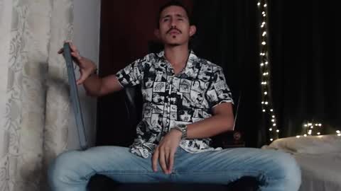 Snapshot of xxxhome_alonexxx chatting on September 21, 2025, 7:59 pm Kev online show from September 21, 2025, 7:59 pm