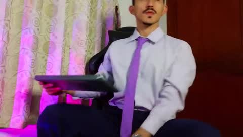 Snapshot of xxxhome_alonexxx chatting on May 7, 2026, 8:47 pm Kev online show from May 7, 2026, 8:47 pm