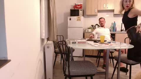 isa and gonzo online show from November 2, 2025, 5:48 pm