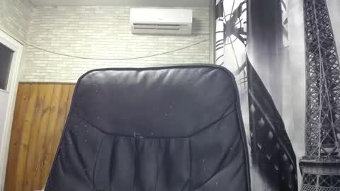 Snapshot of xxxnewlywedsxxx chatting on February 10, 2026, 6:12 pm Lana online show from February 10, 2026, 6:12 pm