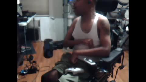 Snapshot of xxxonwheelz chatting on September 28, 2025, 3:34 am xxxonwheelz online show from September 28, 2025, 3:34 am