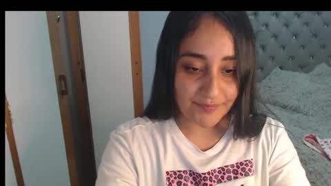 Snapshot of xxxvenus888 chatting on March 6, 2025, 2:30 am Lunhaa online show from March 6, 2025, 2:30 am