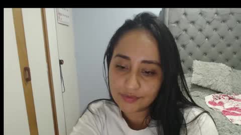 Snapshot of xxxvenus888 chatting on March 7, 2025, 2:15 am Lunhaa online show from March 7, 2025, 2:15 am