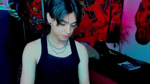 xzerox_ online show from October 19, 2025, 7:03 pm