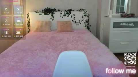 Snapshot of y0ung_lina18 chatting on October 15, 2025, 1:11 pm Lina online show from October 15, 2025, 1:11 pm