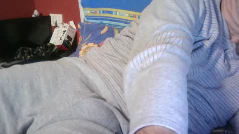 Snapshot of yahe2010 chatting on December 15, 2024, 2:08 am grillino online show from December 15, 2024, 2:08 am