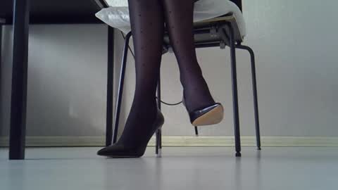 Dina online show from March 31, 2026, 2:57 am