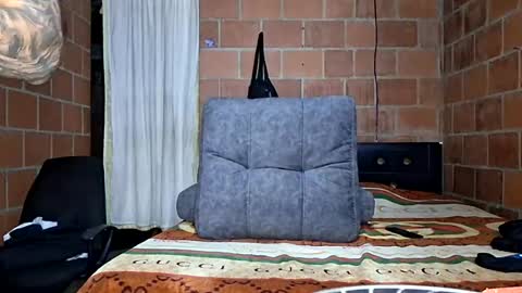 Yajz online show from August 1, 2026, 4:56 am