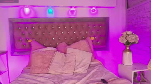 Yaki online show from March 1, 2026, 4:14 am