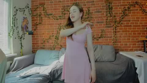 Snapshot of yami_yami_yami chatting on June 5, 2026, 1:06 pm Mia and Andry online show from June 5, 2026, 1:06 pm