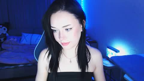 Yami online show from November 16, 2025, 8:36 pm