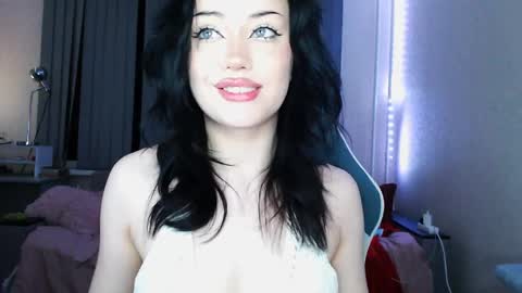 Yami online show from April 4, 2026, 9:12 pm