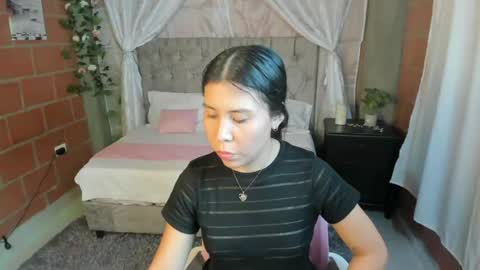 Yamiletole online show from June 23, 2026, 7:56 pm