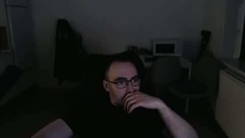 YamilLamal online show from January 17, 2026, 9:51 pm