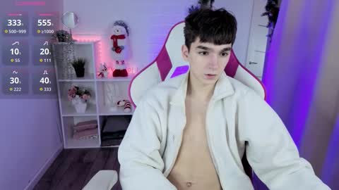 yamitwink online show from December 19, 2025, 9:33 pm