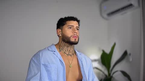 yamp sambrano online show from October 31, 2025, 1:28 am