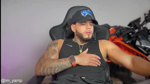 yamp sambrano online show from December 16, 2025, 11:21 pm