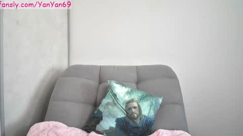Snapshot of yandere69 chatting on October 3, 2025, 12:24 pm Sam online show from October 3, 2025, 12:24 pm