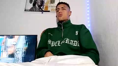 Snapshot of yanfranko420 chatting on February 3, 2026, 7:35 am Yan online show from February 3, 2026, 7:35 am