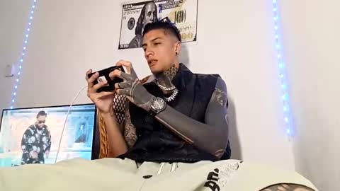 Snapshot of yanfranko420 chatting on February 18, 2026, 12:50 am Yan online show from February 18, 2026, 12:50 am