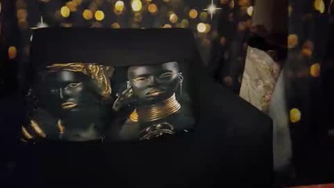 Anika online show from November 19, 2025, 3:01 pm