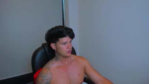 new here online show from November 28, 2025, 12:19 pm