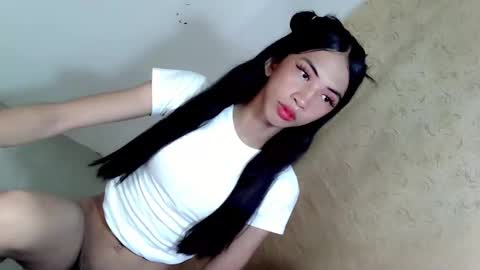 yannafucks online show from October 10, 2025, 10:36 am