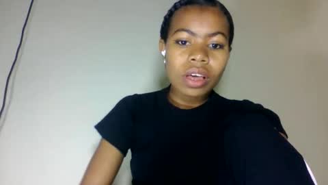 Snapshot of yannick_01 chatting on June 10, 2026, 3:55 pm yannick_01 online show from June 10, 2026, 3:55 pm