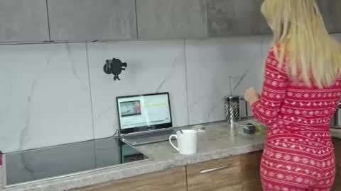 Snapshot of yaria29 chatting on January 27, 2025, 5:47 am yaria29 online show from January 27, 2025, 5:47 am